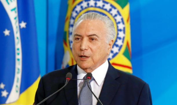 Após repercussão negativa, Temer tenta salvar reforma da Previdência